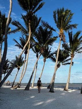 Meet your Posher, Mickela